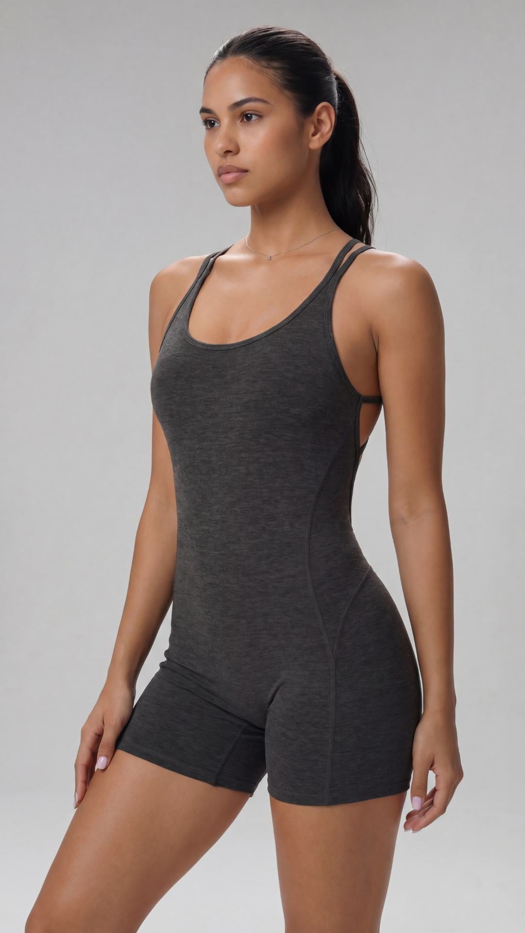Macaquinho feminino Curves - com Bojo e levanta bumbum