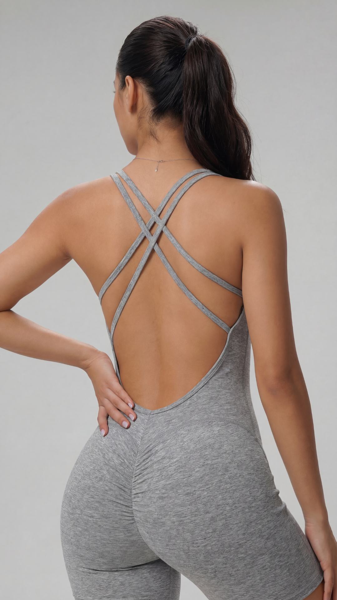 Macaquinho feminino Curves - com Bojo e levanta bumbum Cinza